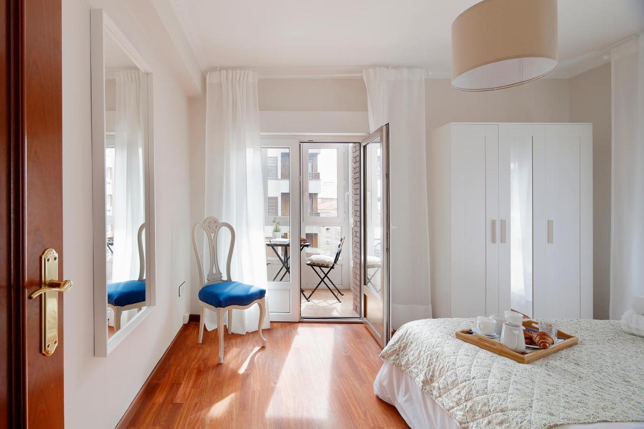 115A - Amplia Vivienda En Playa San Lorenzo Gijon Exterior photo